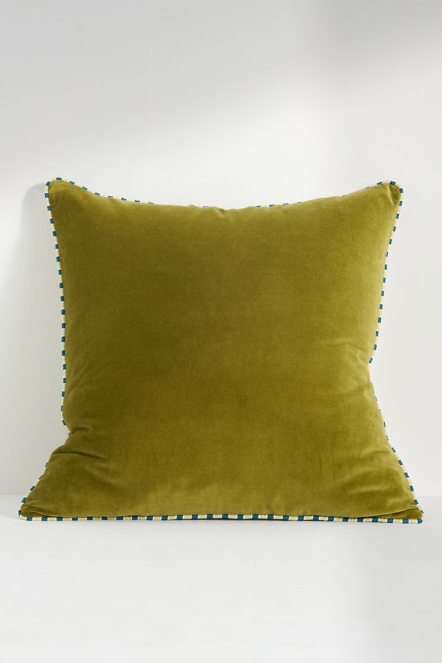 Milo Trova Pillow