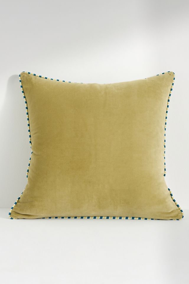 Milo Trova Pillow