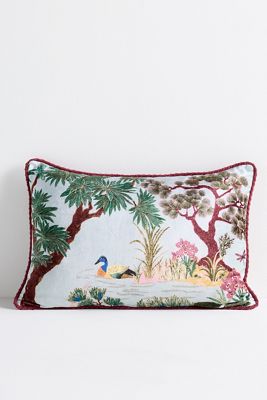 Coussin en tapisserie de velours