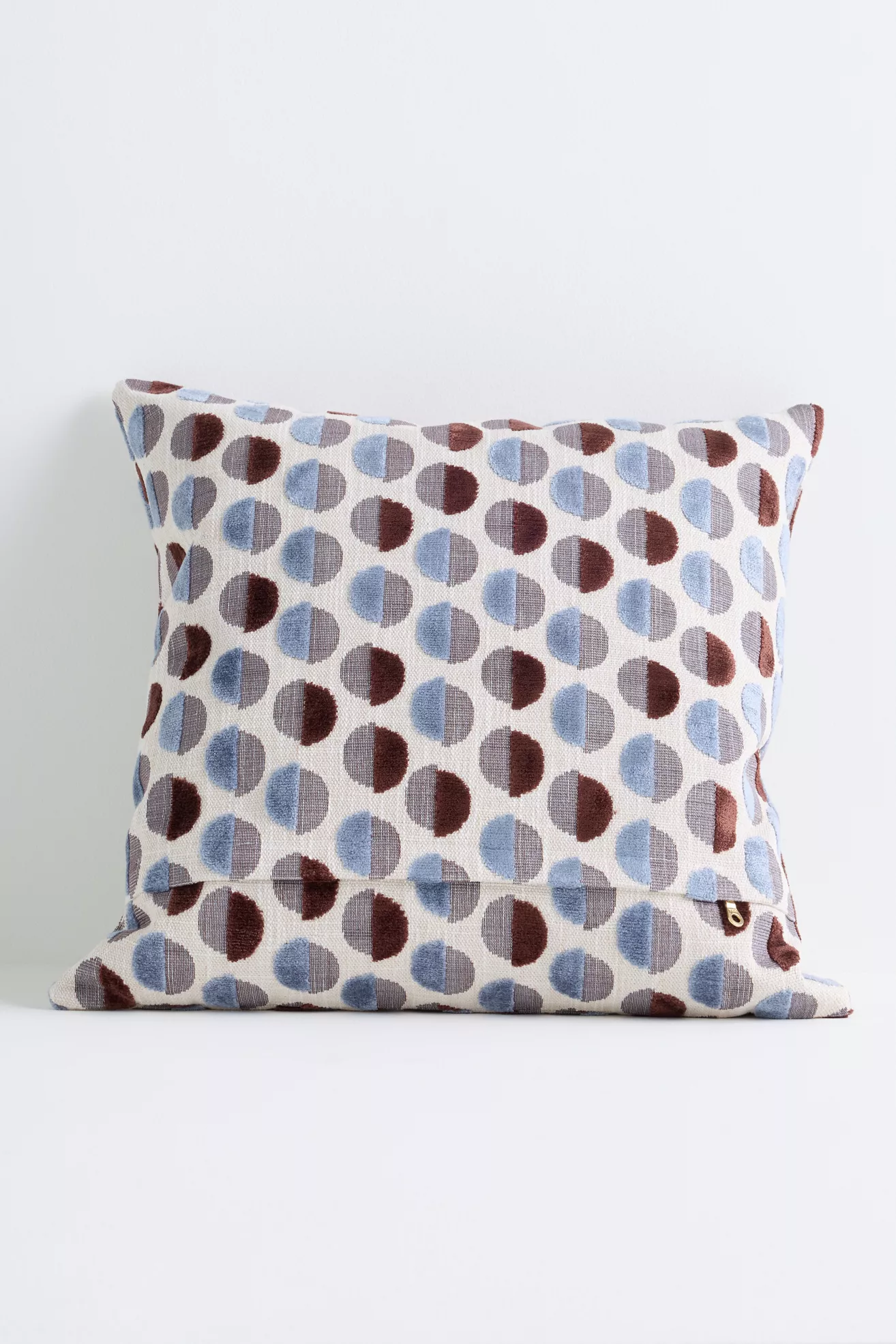 Jacquard Woven Dot Pillow - thumbnail 8