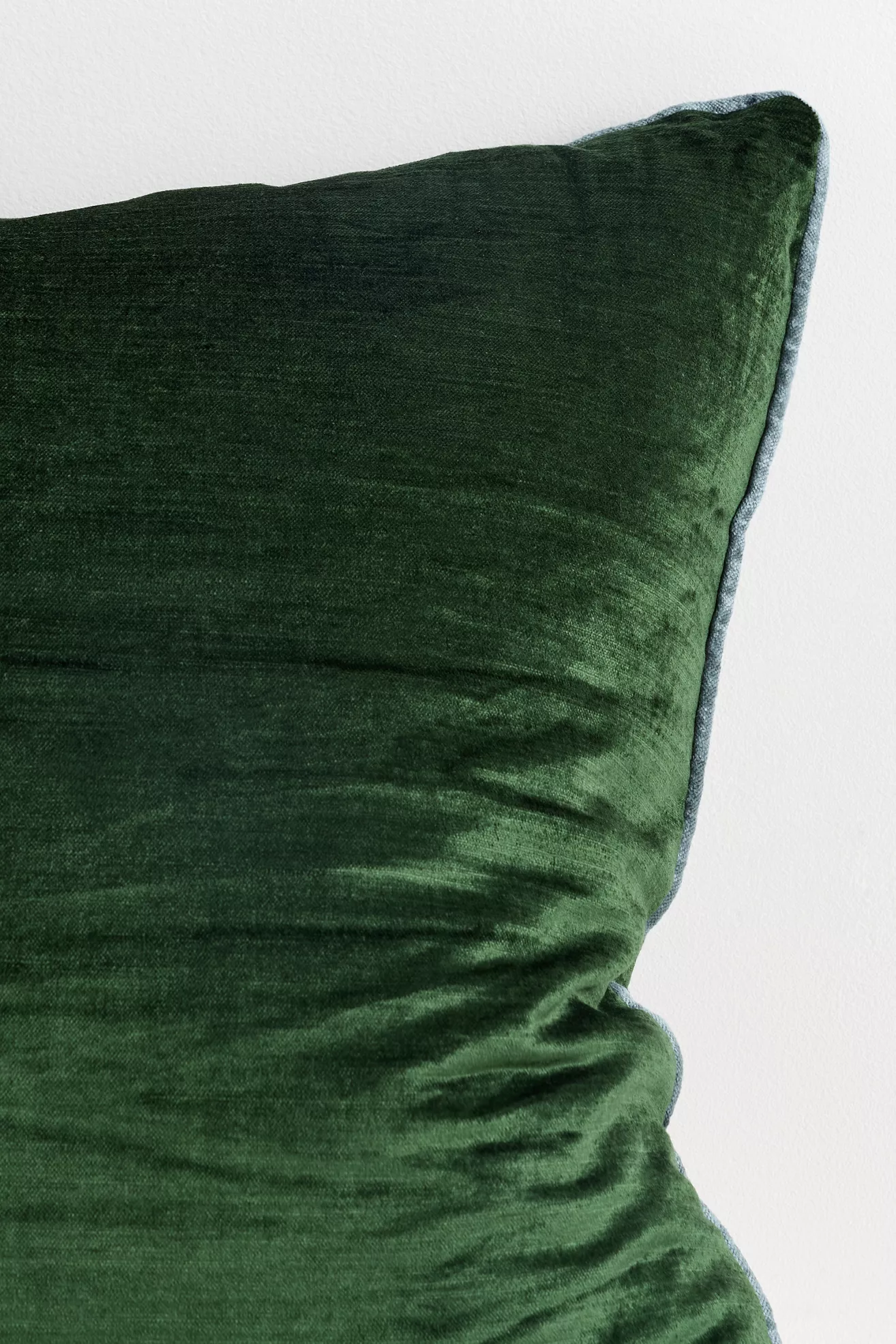 Piped Velvet Pillow - thumbnail 8