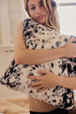 Speckled Faux Fur Throw Pillow
