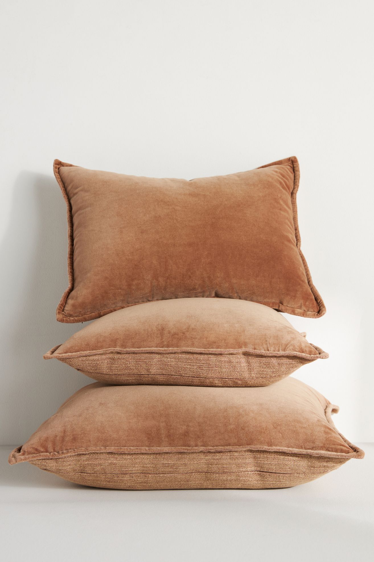 Velvet Trova Pillow - Cocoa, 22" X 22"