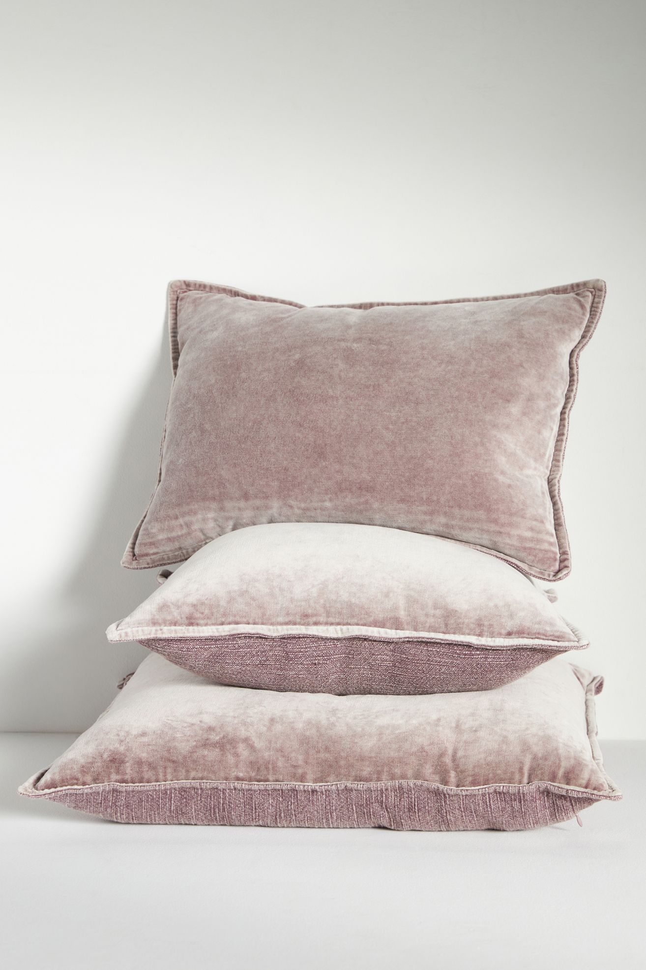 Velvet Trova Pillow - Mauve, 18" X 18"