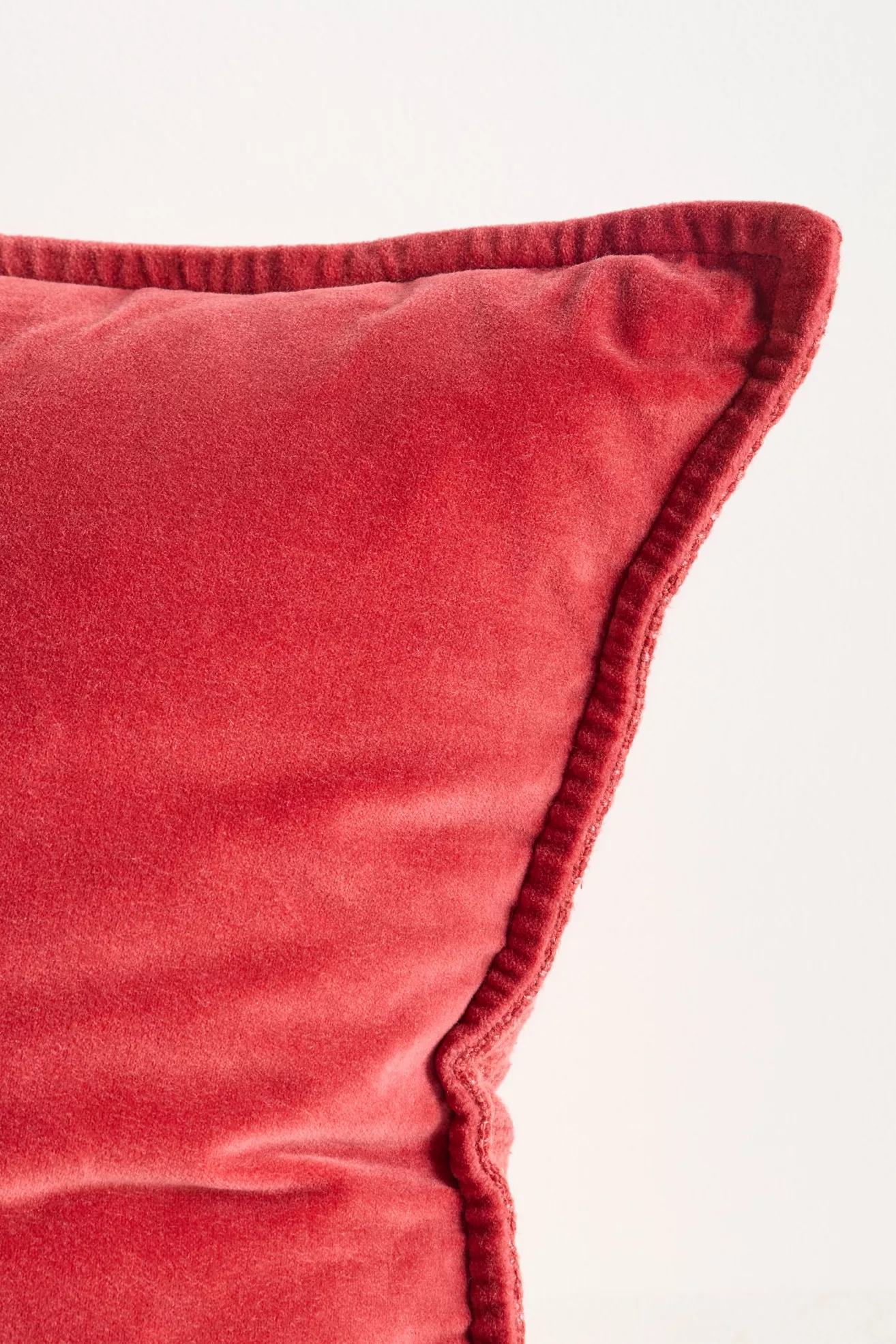 Velvet Trova Pillow - thumbnail 10
