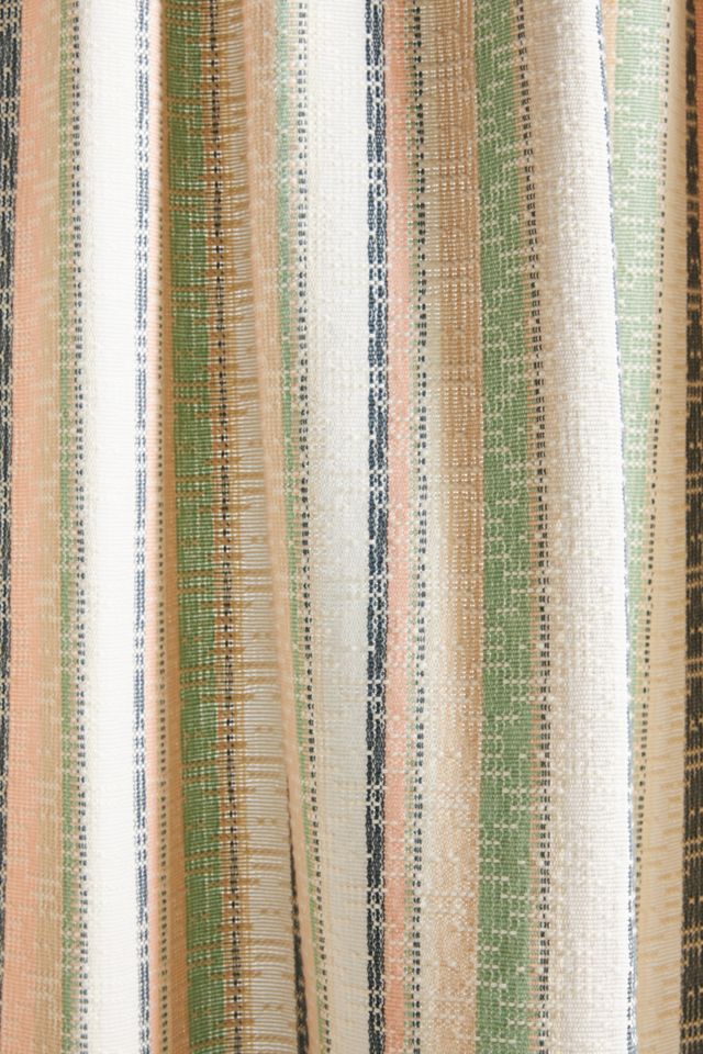 Avery Curtain #1