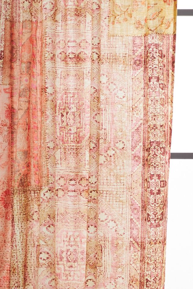 Aviva Curtain #1