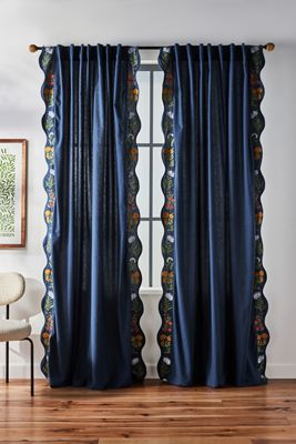 Mariza Curtain
