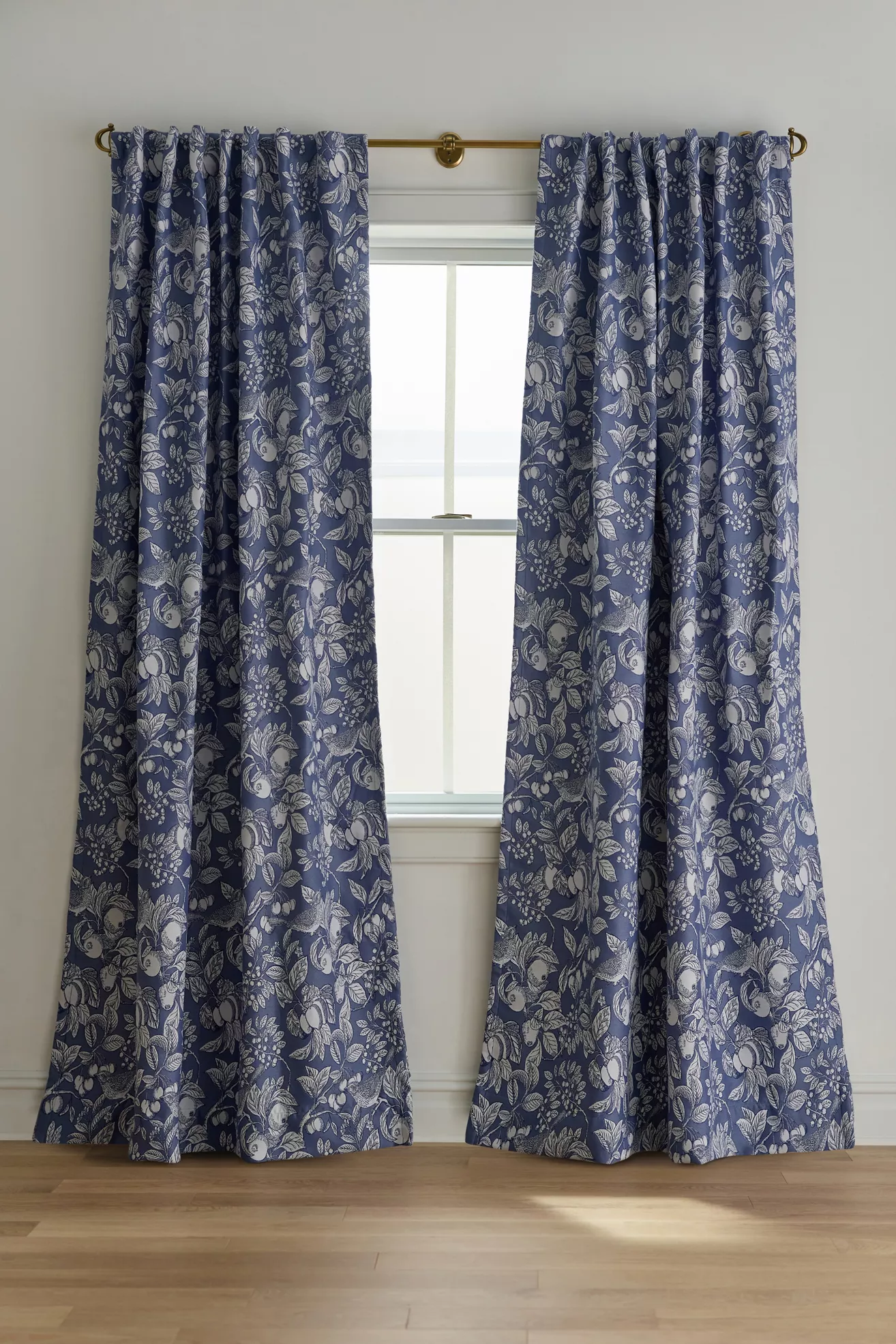 Jacquard Bird Curtain - thumbnail 4