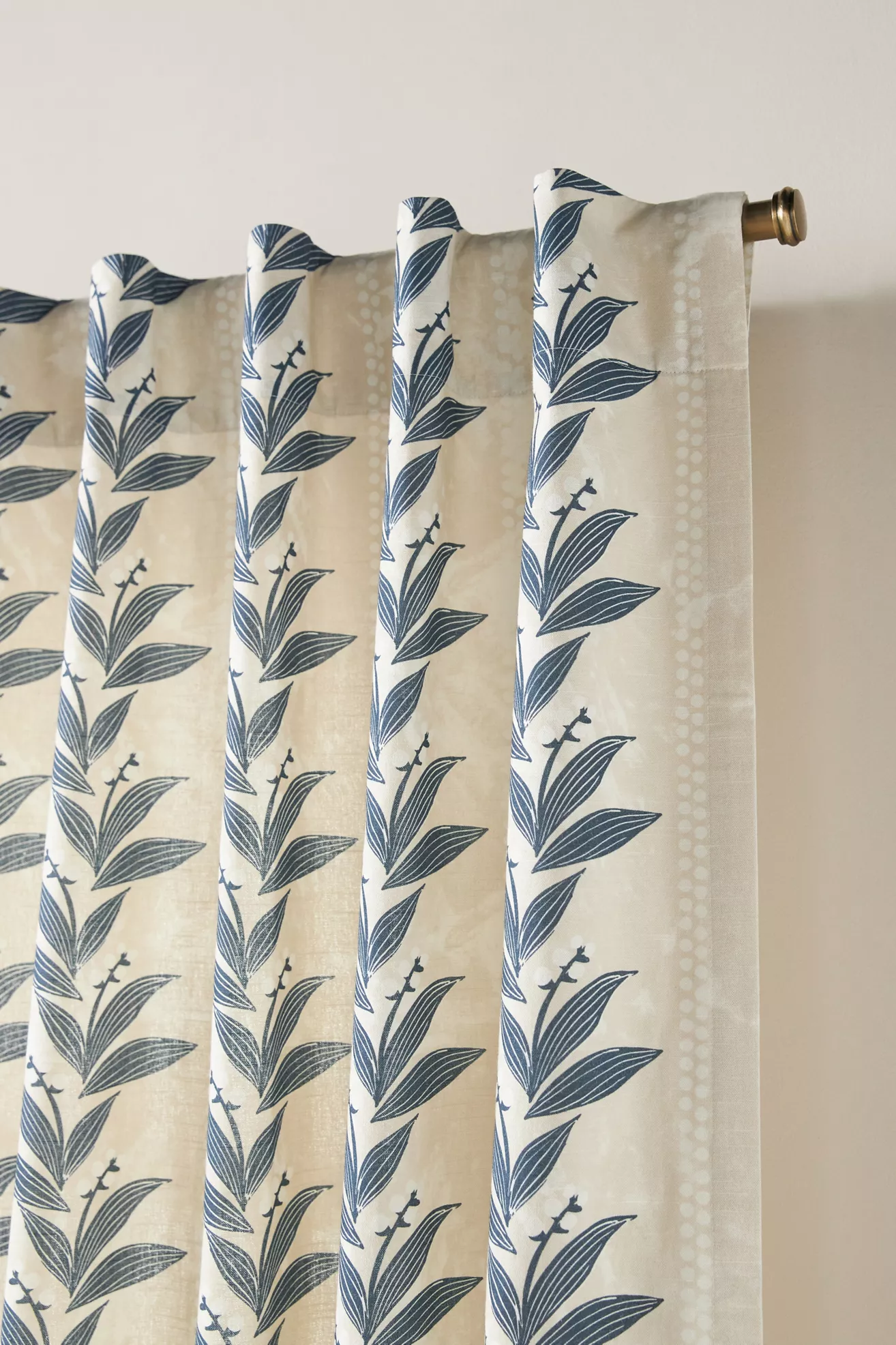 Calista Printed Floral Curtain - thumbnail 5