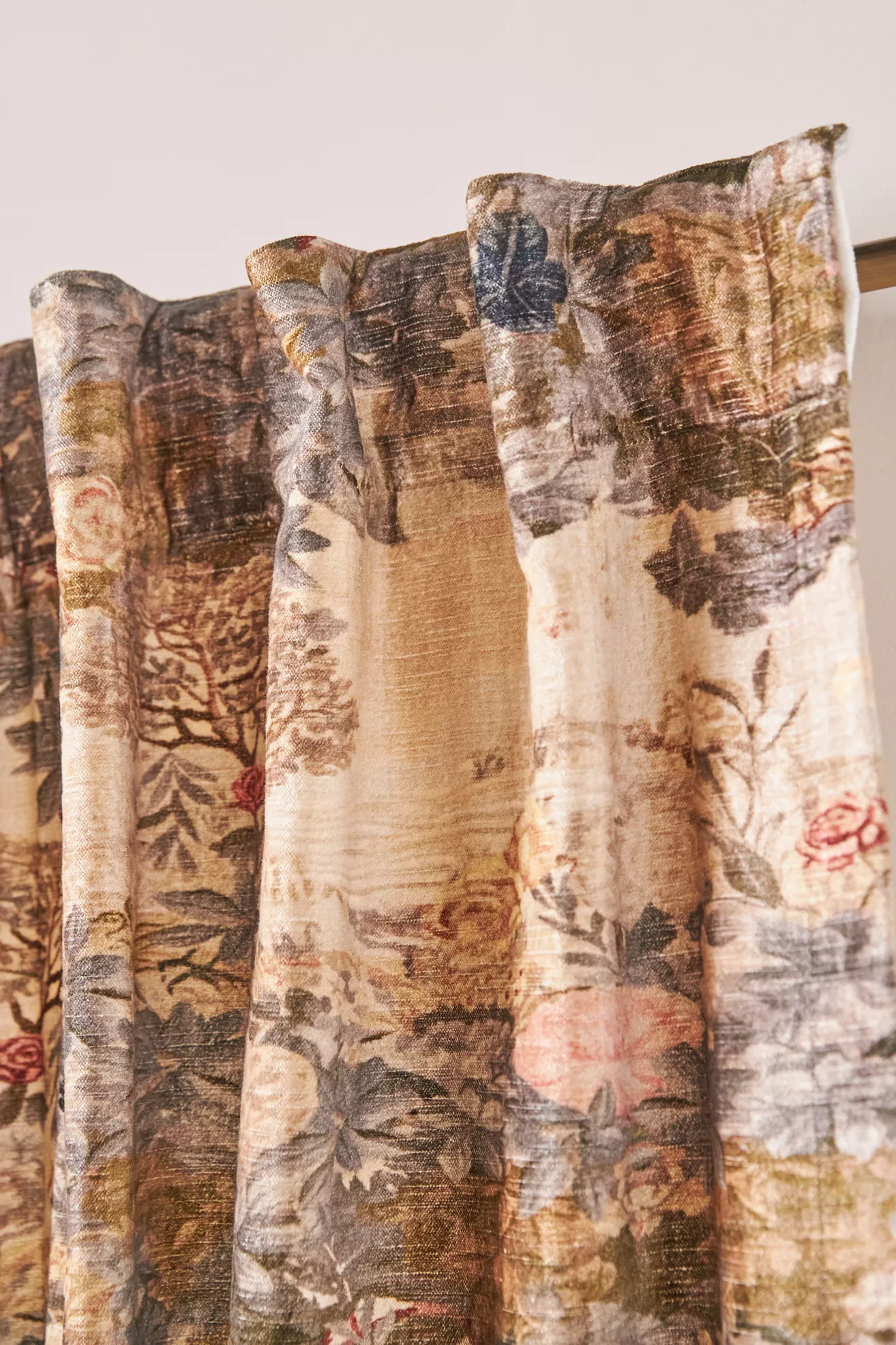 Francois Printed Velvet Curtain - thumbnail 2