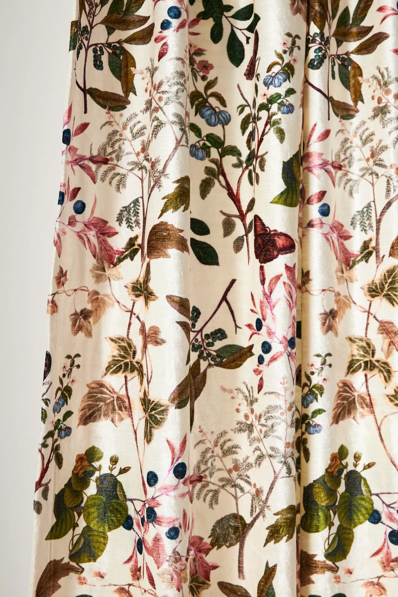 Lorena Printed Velvet Curtain - thumbnail 3