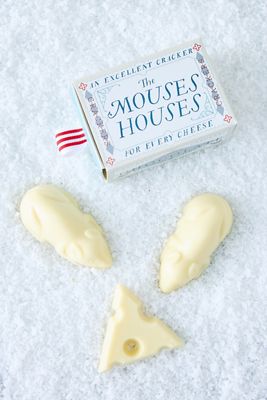 The Chocolate Gift Company The Mouses Houses White Chocolate Gift