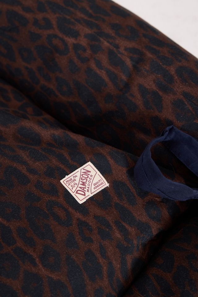Damson Madder Leoparden-Hundebett #3