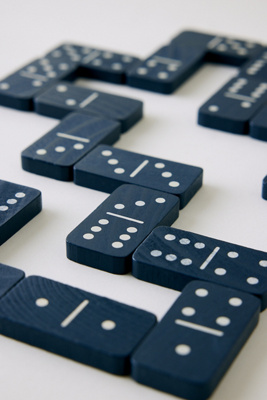 PRINTWORKS Classic Dominoes Set
