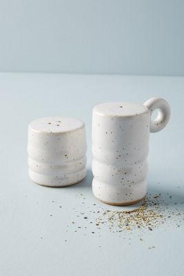 Aleatorio Salt + Pepper Shakers