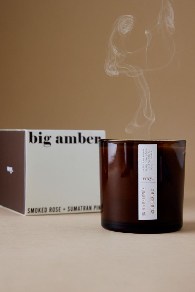 wxy. Grande Bougie en Verre Ambre Fumé & Pin de Sumatra #1
