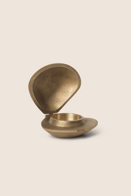 Ferm Living Clam Brass Candle Holder