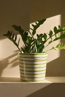 Jardinière en céramique à rayures vernissées
