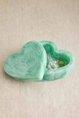 Anna + Nina Baby Blues Resin Heart Box