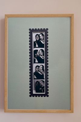 Support pour bande photomaton festonné Sarah Goodwin