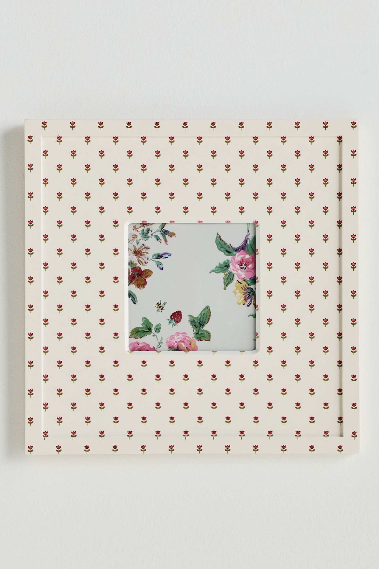 Pattern Drench Frame - Ivory, Standard, Assorted