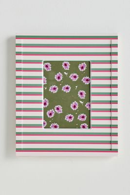 Pattern Drench Frame