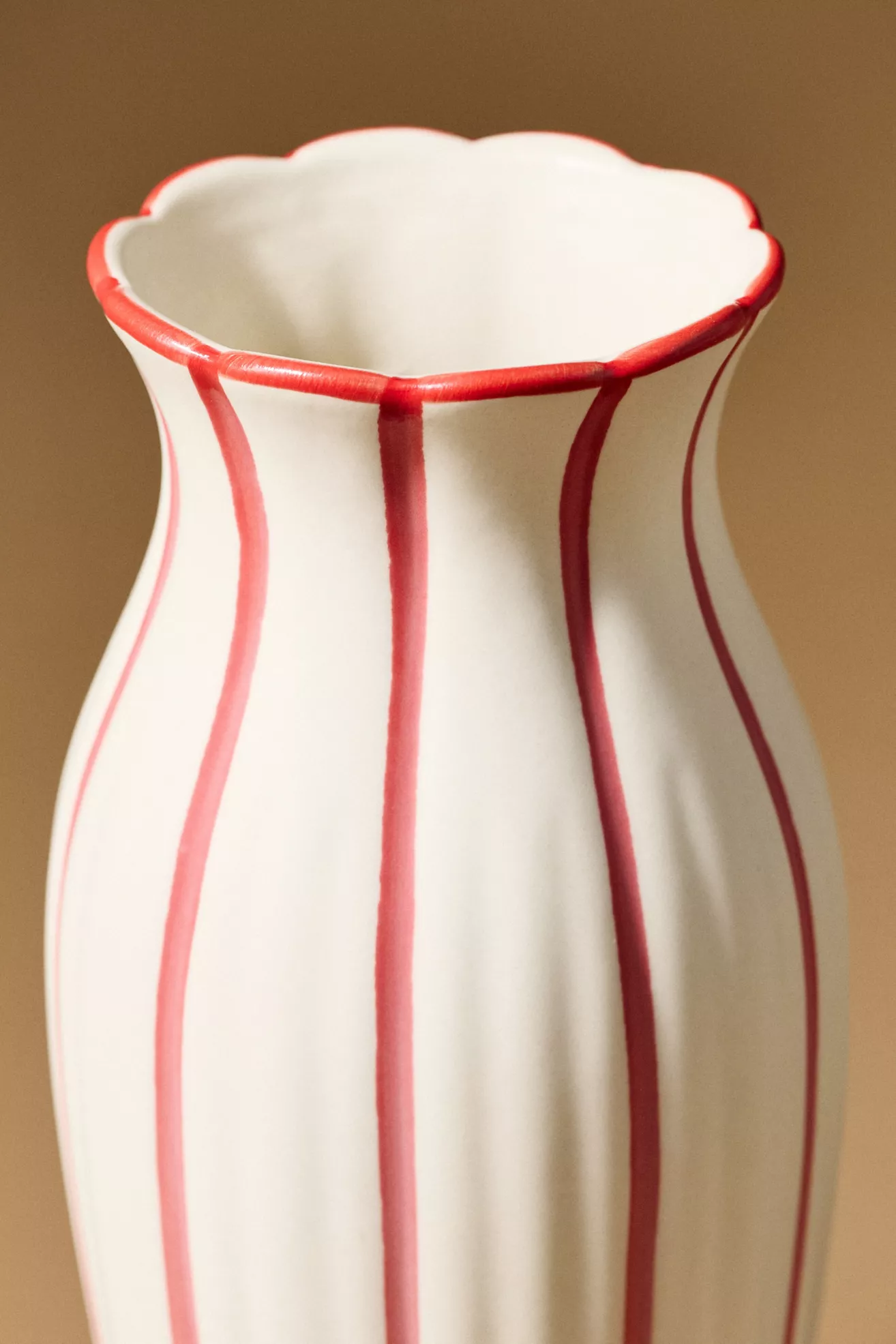 Emma Clay Vase - thumbnail 3