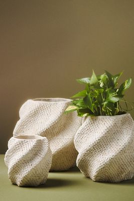 Lennon Twist Textured Cement Pot