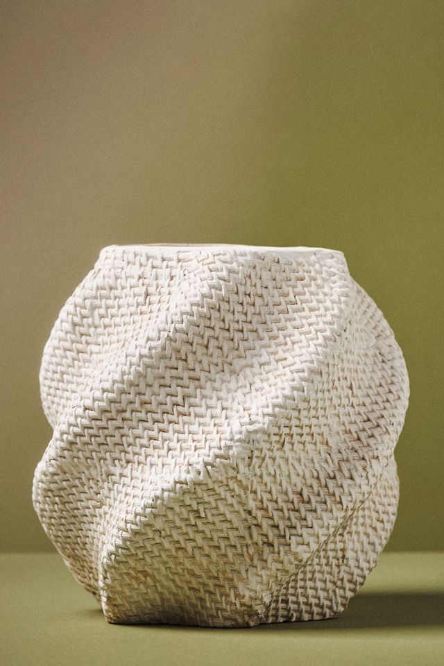 Lennon Twist Textured Cement Pot #8