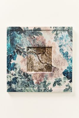 Printed Pattern Drench Frame
