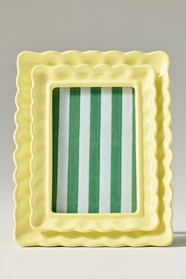 Philippa Scalloped Picture Frame