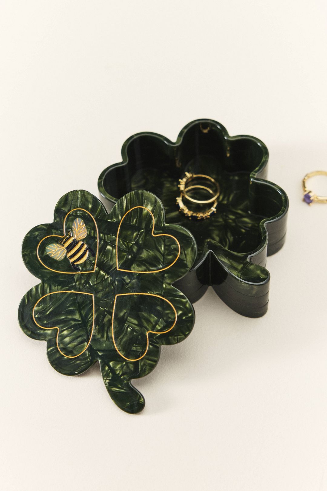 Solar Eclipse Clover Trinket Box - Clover, Assorted