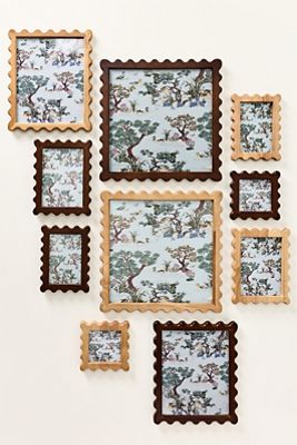 Wavy Wooden Frame