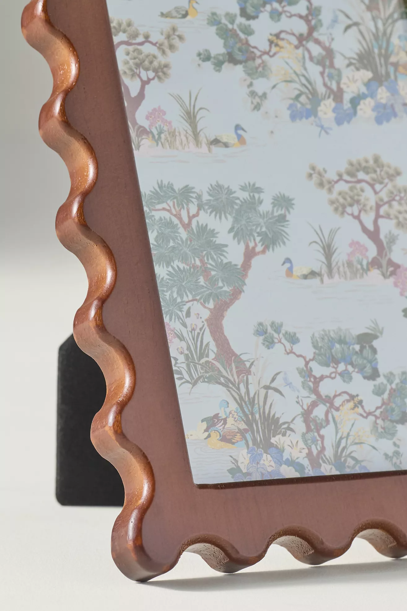 Wavy Wooden Frame - thumbnail 9