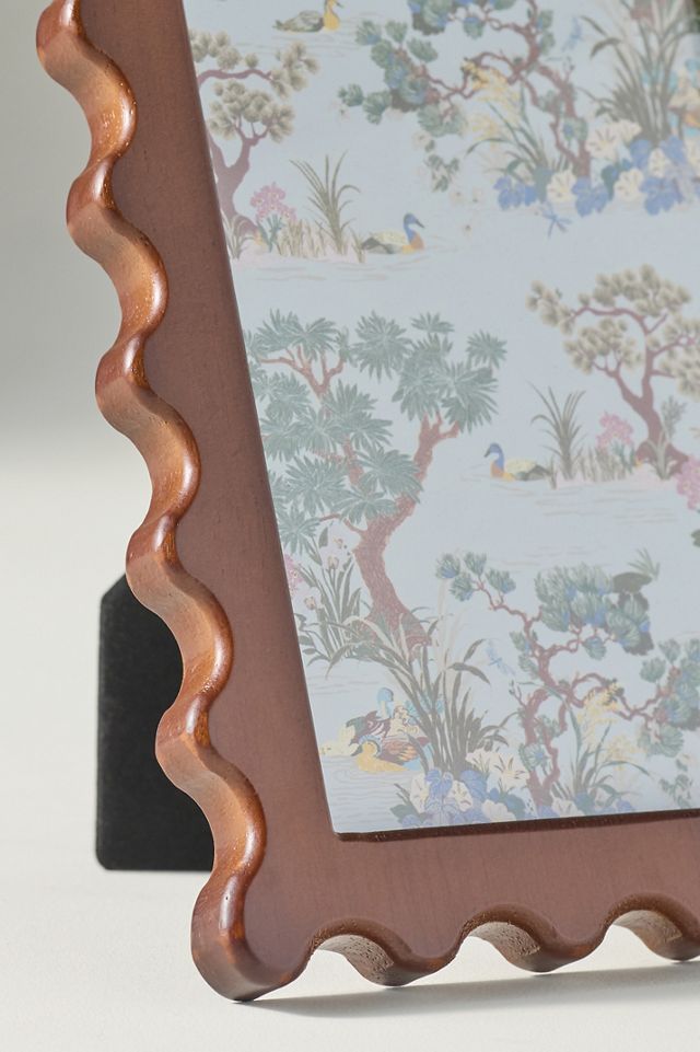 Wavy Wooden Frame #7