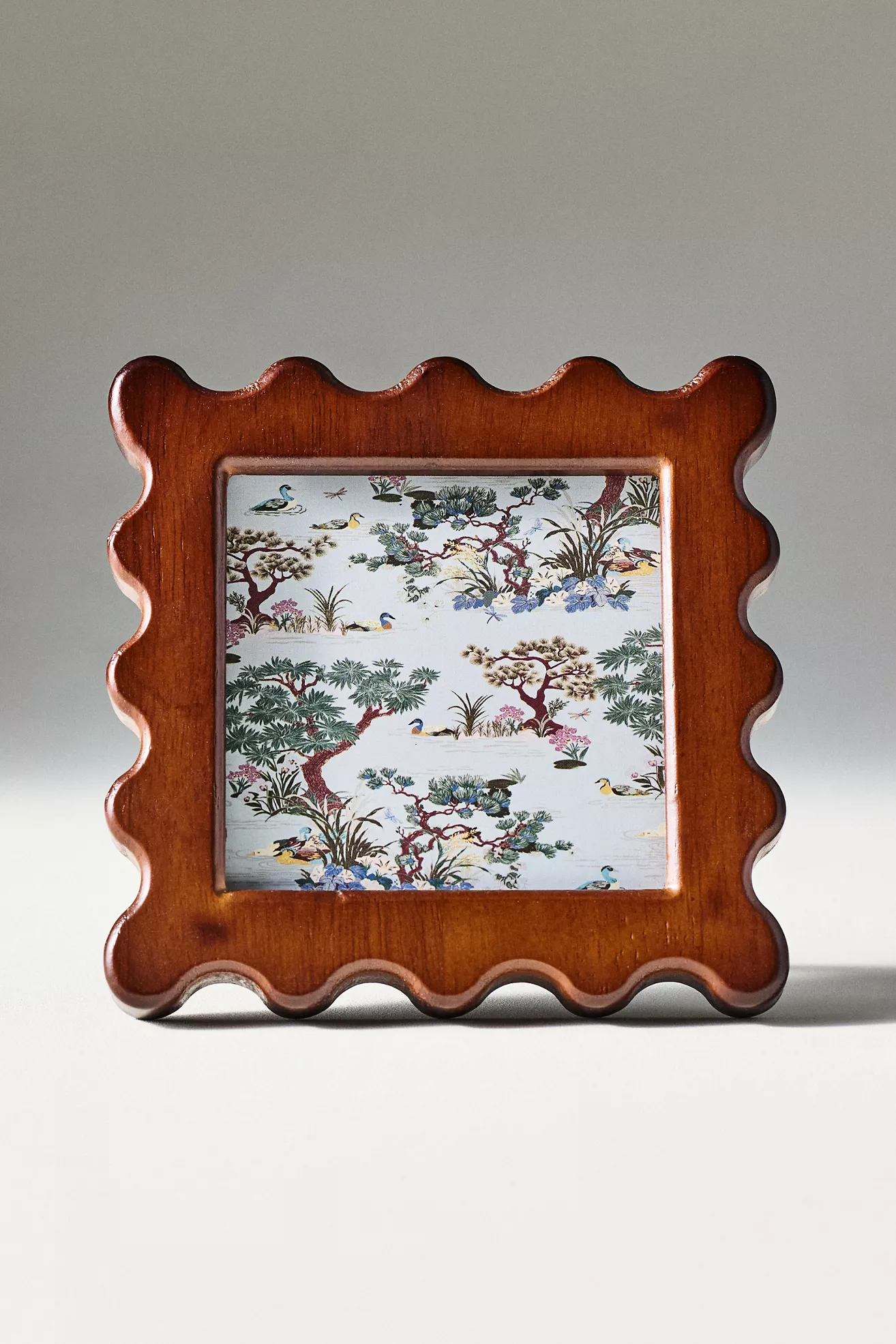 Wavy Wooden Frame - thumbnail 3