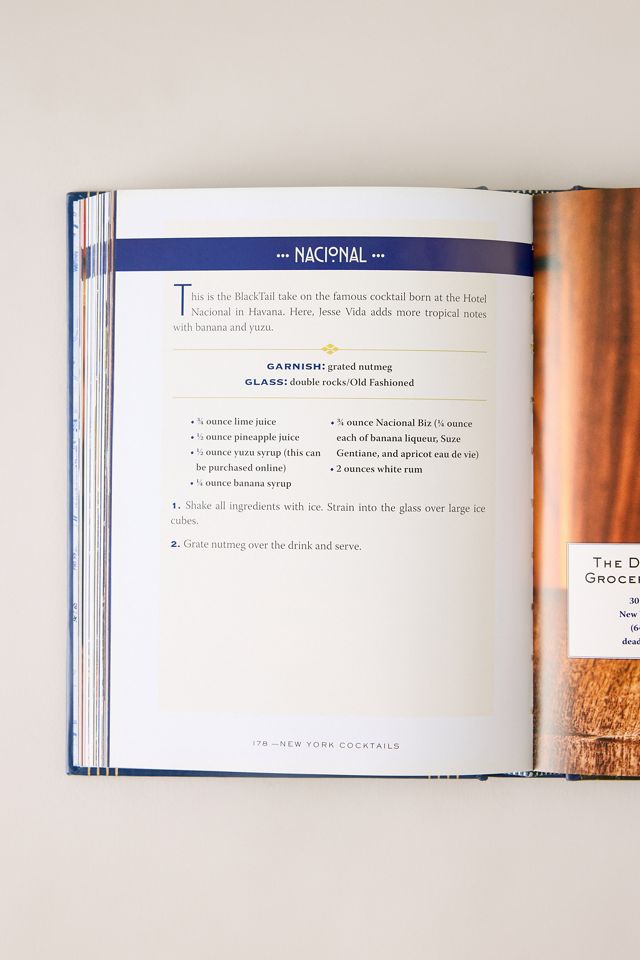 City Cocktails Books: An Elegant Collection of Over 100 Recipes Inspired by the City #2