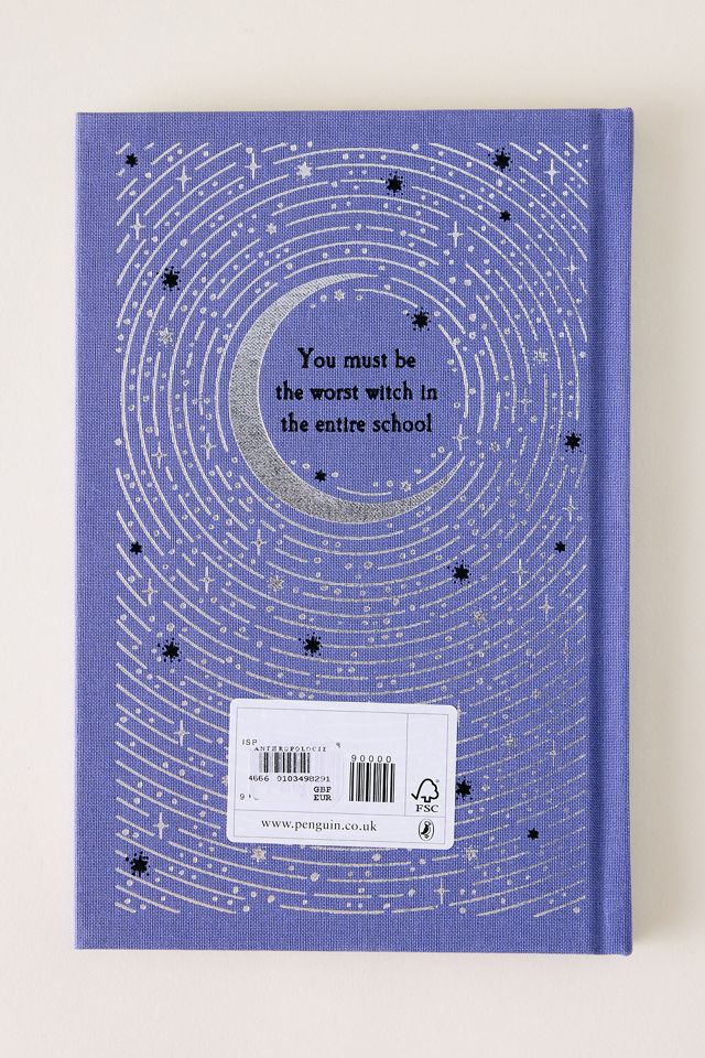 The Worst Witch: Puffin Clothbound Classics #1