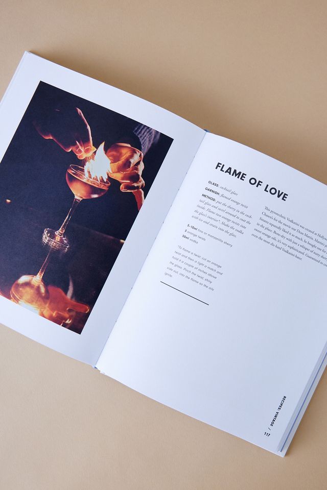 The Martini: The Ultimate Guide to a Cocktail Icon Book #1