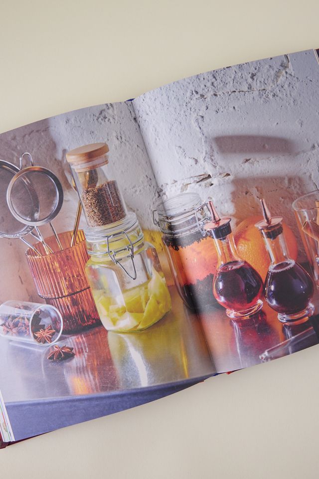 Behind the Home Bar: La Guía Esencial para Hacer Cócteles en Casa Libro #2