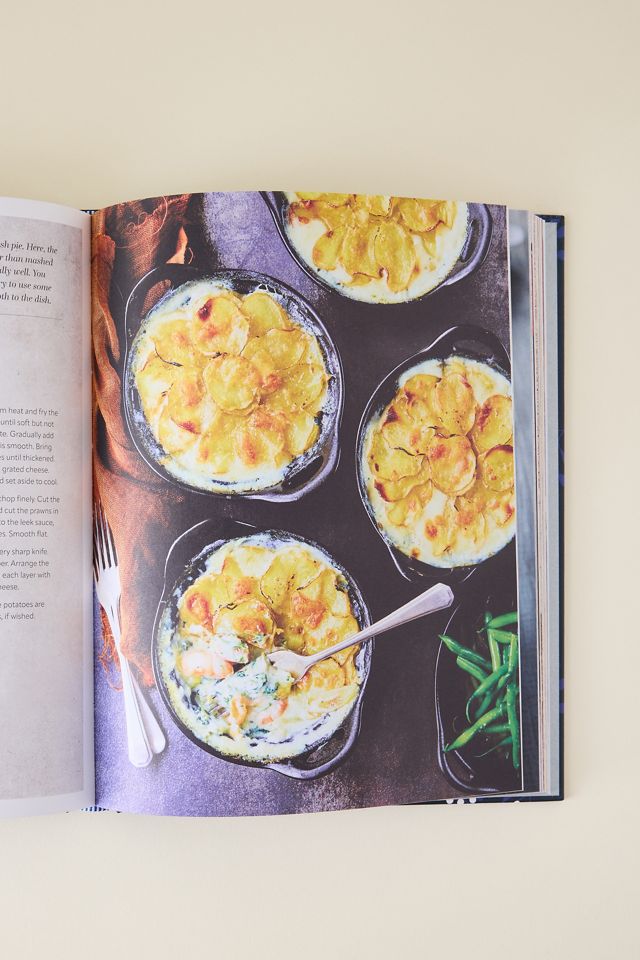 A Cookbook for Winter: More Than 95 Nurturing & Comforting Recipes for the Colder Months Book #2