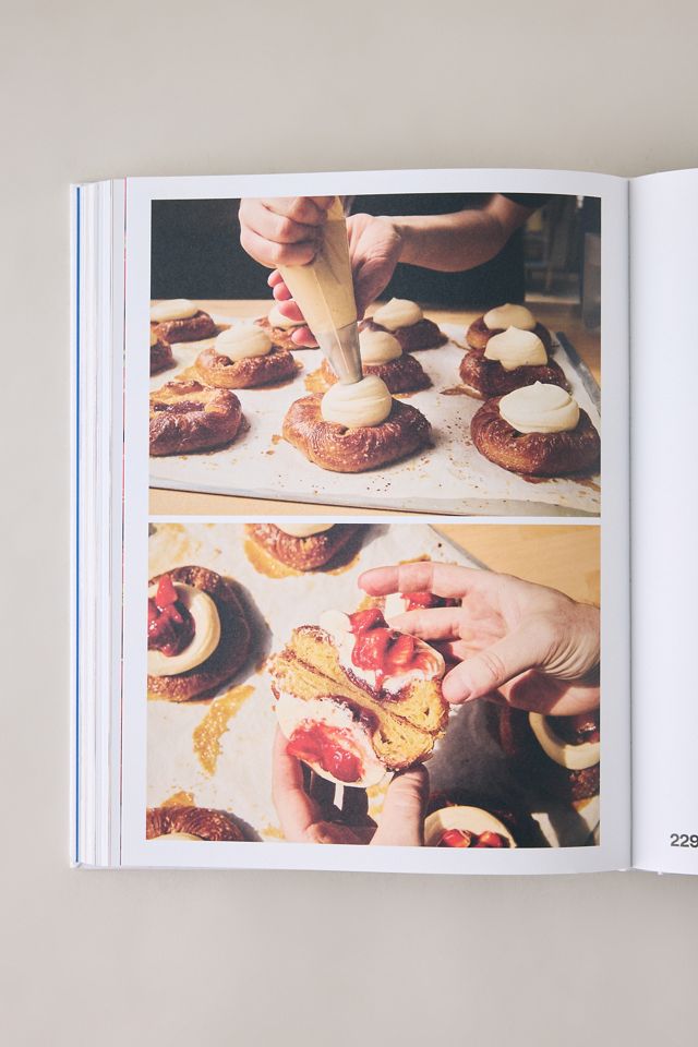 Juno the Bakery: Crafted in Copenhagen Book #2