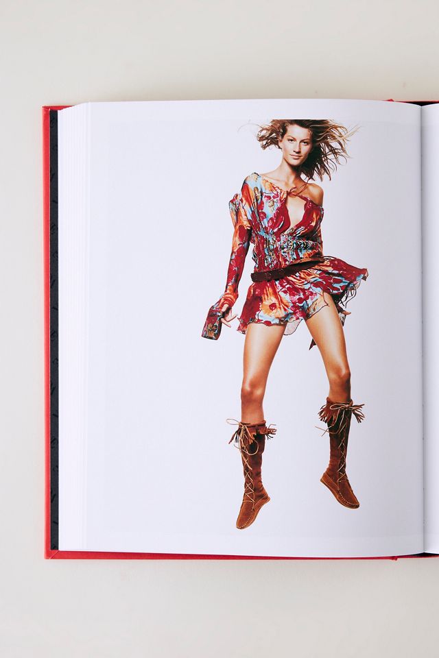 Vogue The Shoe Book | Anthropologie UK