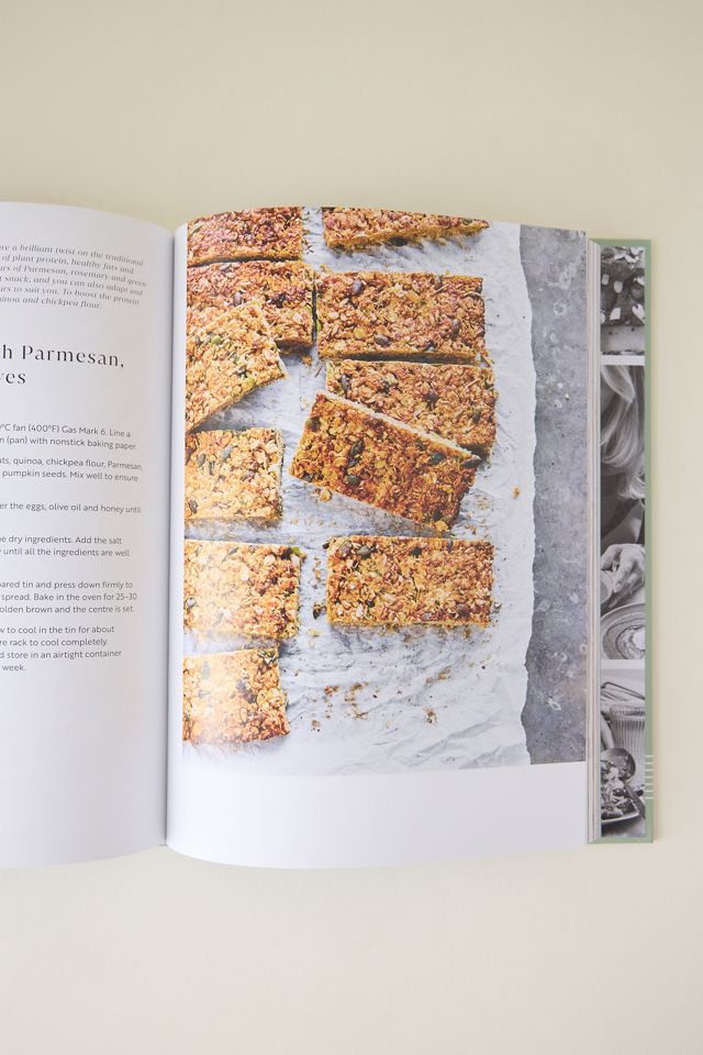 Live to Eat de Emily English Book #2