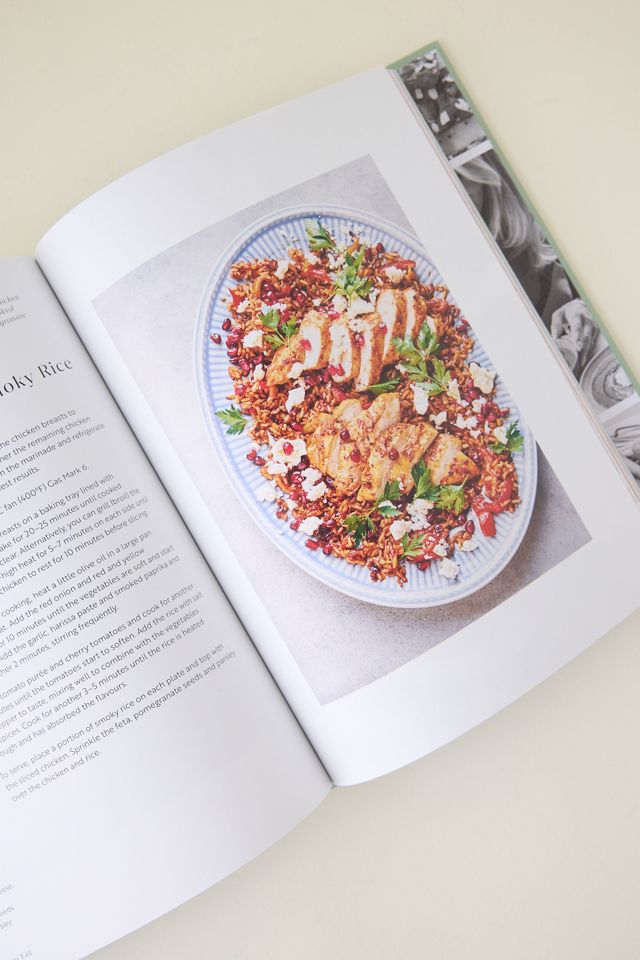 Live to Eat de Emily English Book #3