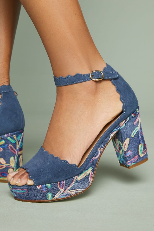 Anthropologie scalloped store velvet heels