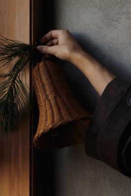 Ferm Living Geflochtene Rattanglocken, 2er-Set