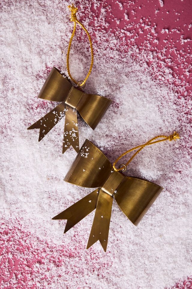 Anna + Nina Radiant Bow Ornament #1