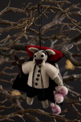Felt So Good Dracula Hanging Halloween Decoration